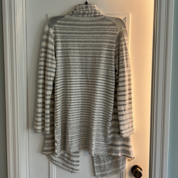 Minnie Rose open cardigan wrap white stripe, sz M - Picture 7 of 8